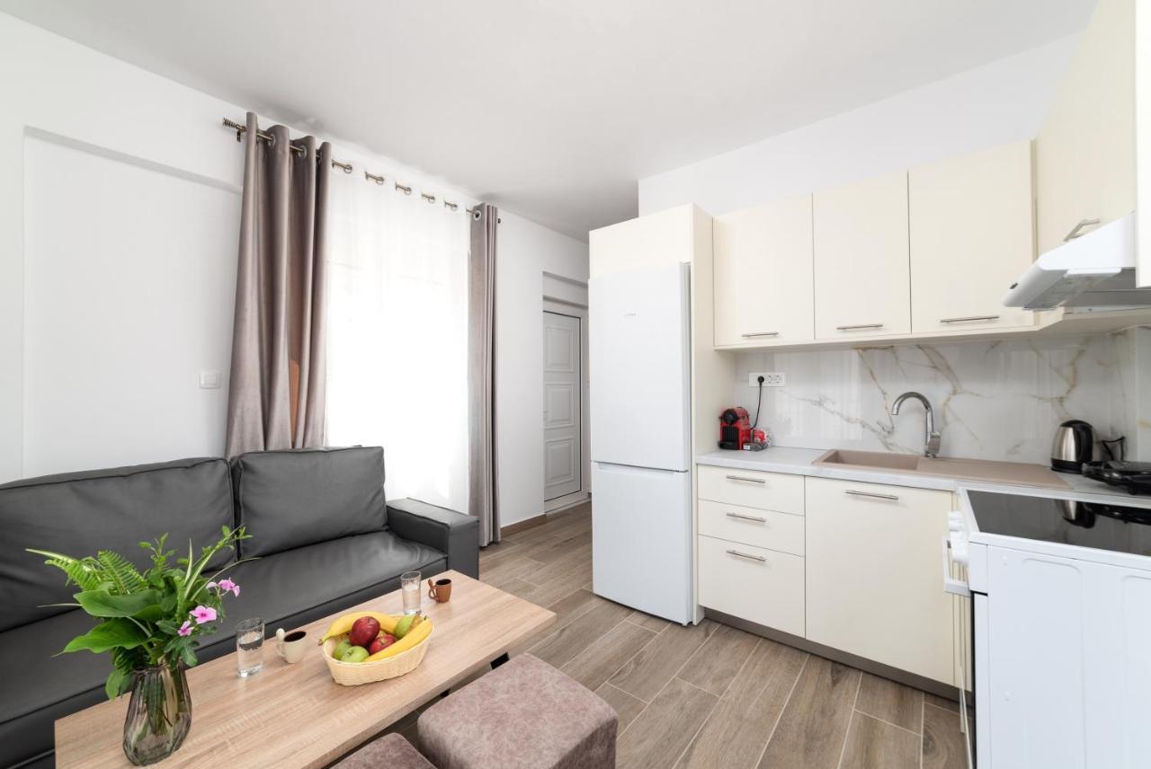 E.Berdufi Apartament Sea View Elounda Buitenkant foto